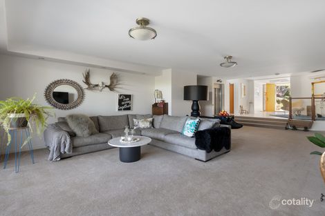Property photo of 8 Hilltop Crescent Rhyll VIC 3923