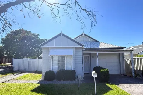 22 Etheridge Rise, Caroline Springs, VIC 3023
