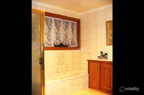 Property photo of 32 Dulkara Avenue Mount Gambier SA 5290