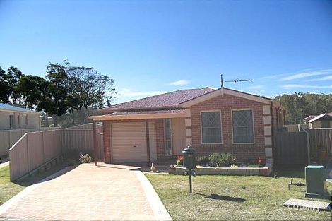 Property photo of 4 Princeton Court Lake Munmorah NSW 2259