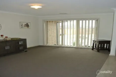 Property photo of 27 College Square Bacchus Marsh VIC 3340