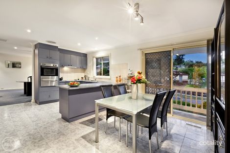 Property photo of 1 Lorikeet Crescent Whittlesea VIC 3757