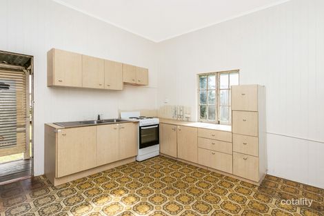 Property photo of 61 Peel Street Manly QLD 4179
