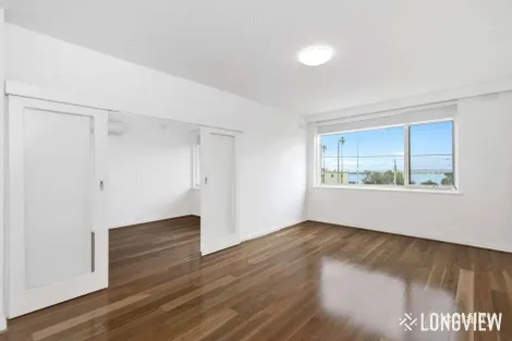 Property photo of 1/1 Esplanade St Kilda VIC 3182