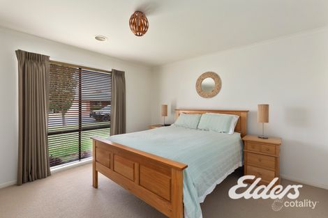 Property photo of 14 Madden Drive Yarrawonga VIC 3730