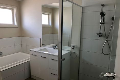 Property photo of 1B Wooddale Grove Mitcham VIC 3132