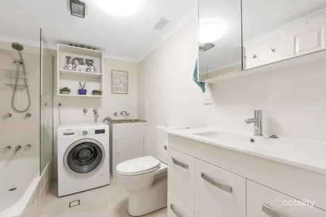 Property photo of 2/11 Lima Street Auchenflower QLD 4066