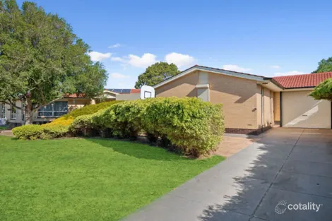 Property photo of 10 Lillimur Avenue Morphett Vale SA 5162