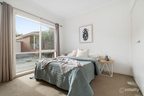 Property photo of 2/70-72 Whitmuir Road McKinnon VIC 3204