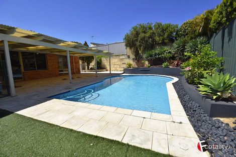 Property photo of 10 Tumba Court Joondalup WA 6027