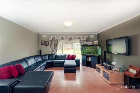 Property photo of 1 Honeyeater Terrace South Morang VIC 3752