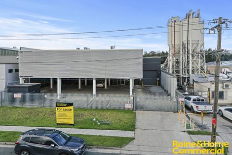 30 Regent Cres, Moorebank, NSW 2170