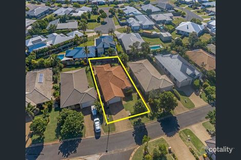 Property photo of 13 McCallum Close Coral Cove QLD 4670