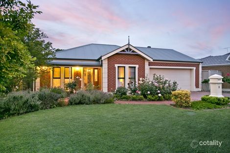 8 Dovecote St, Oakden, SA 5086