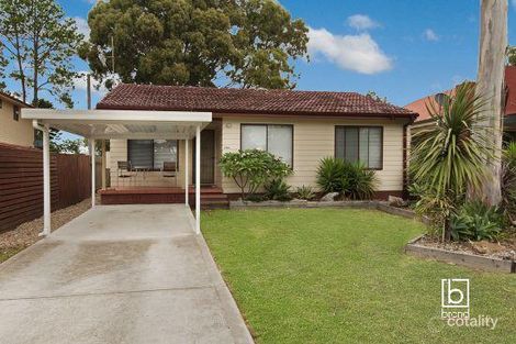 Property photo of 290 Tuggerawong Road Tuggerawong NSW 2259