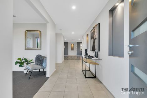Property photo of 49 Ladybird Crescent Point Cook VIC 3030