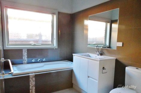 Property photo of 17 Muchell Grove Coburg VIC 3058