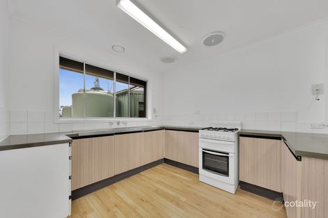 Property photo of 22 Savannah Crescent Epping VIC 3076