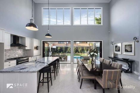 Property photo of 135 Arthur Terrace Red Hill QLD 4059