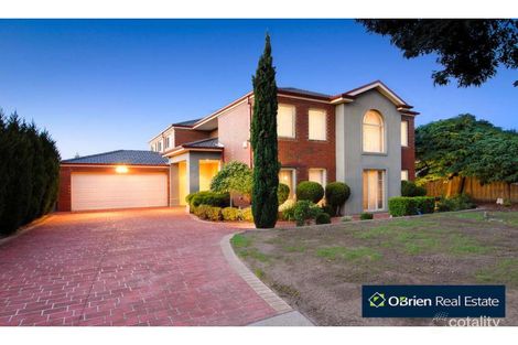 33 St Ives Dr, Narre Warren South, VIC 3805