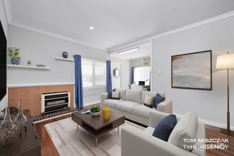 Property photo of 22 Longhurst Way Queens Park WA 6107