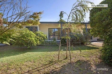 Property photo of 10 Hakea Avenue Capel Sound VIC 3940
