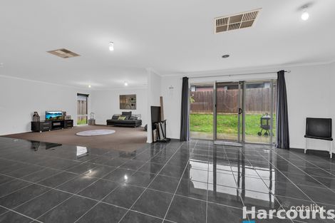Property photo of 20 Buscombe Crescent Drouin VIC 3818