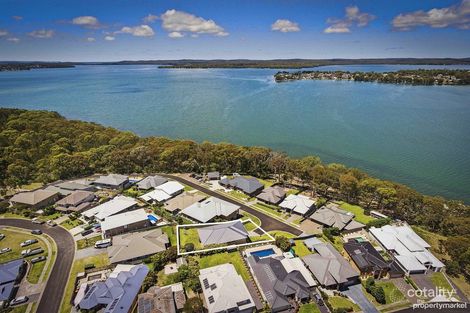 Property photo of 16 Halwin Close Wyee Point NSW 2259