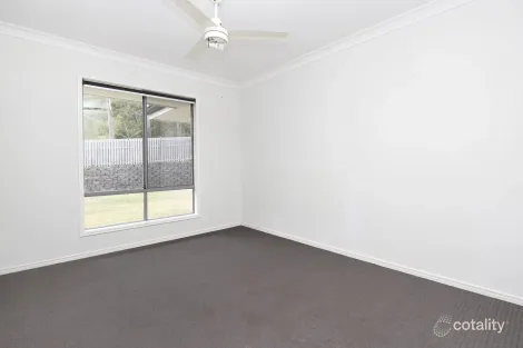 Property photo of 39 Summit Parade Bahrs Scrub QLD 4207