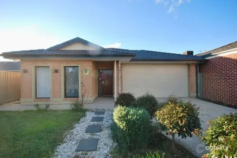 Property photo of 3 Spencer Circuit Cranbourne East VIC 3977