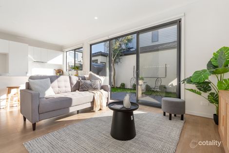 Property photo of 35D Broderick Road Carrum Downs VIC 3201