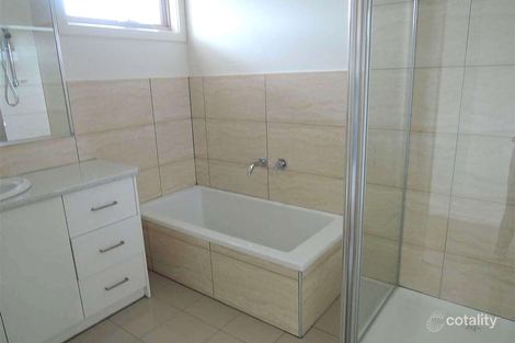 Property photo of 2/5 Angus Drive Glen Waverley VIC 3150