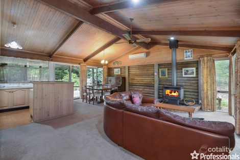 Property photo of 27 Bundaleer Road Wesburn VIC 3799