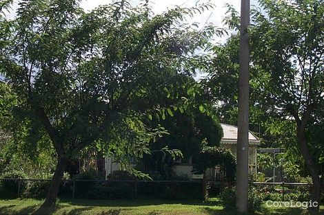 293 Dean St, Berserker, QLD 4701