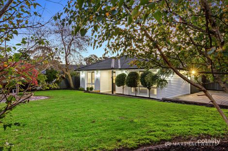 Property photo of 2 Petrel Close Mount Eliza VIC 3930