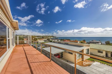 Property photo of 12 Seaside Crescent Penguin TAS 7316