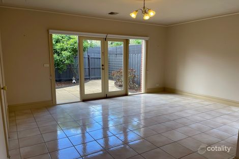 2c Grosvenor St, Moonee Ponds, VIC 3039