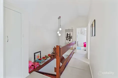 Property photo of 16 Murraba Close Orange NSW 2800