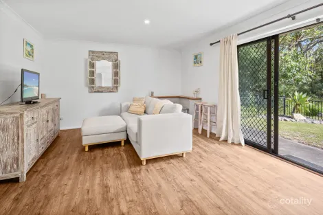 Property photo of 5/11 Allman Place Crescent Head NSW 2440