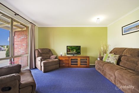 Property photo of 17 Hewitt Drive Grovedale VIC 3216