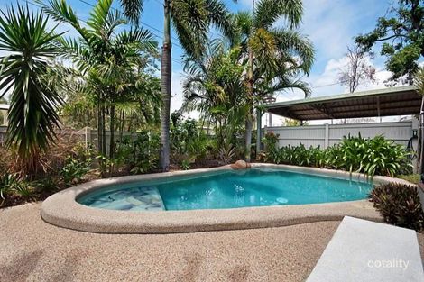 Property photo of 17 Esk Street Rowes Bay QLD 4810