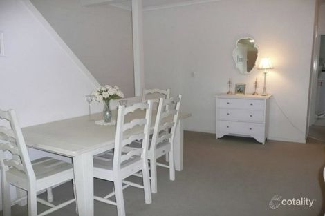 Property photo of 2/31 King Street The Range QLD 4700