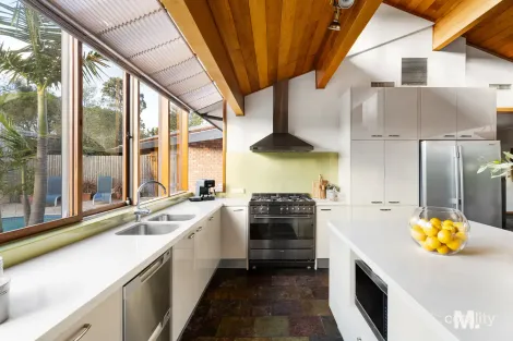 Property photo of 1 Hakea Road Keilor VIC 3036