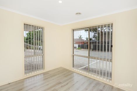 Property photo of 2/12 Mingos Court Werribee VIC 3030