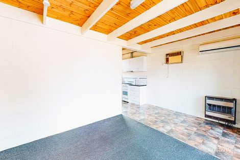 Property photo of 3/64 Specimen Hill Road Golden Square VIC 3555