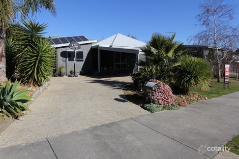 Property photo of 1 Woodford Place Korumburra VIC 3950