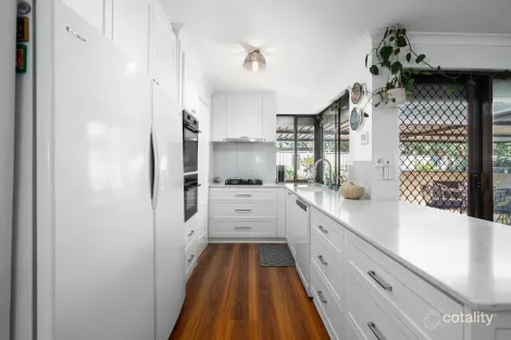 Property photo of 26 Reynolds Avenue Greenfields WA 6210