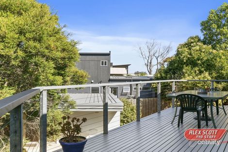 Property photo of 3 Hollywood Crescent Smiths Beach VIC 3922