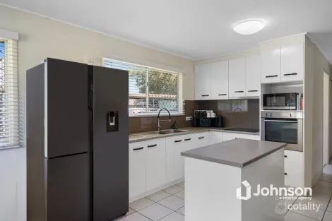 Property photo of 135 Raceview Street Raceview QLD 4305