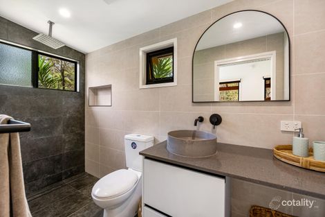 Property photo of 215 Carrington Road Bonogin QLD 4213